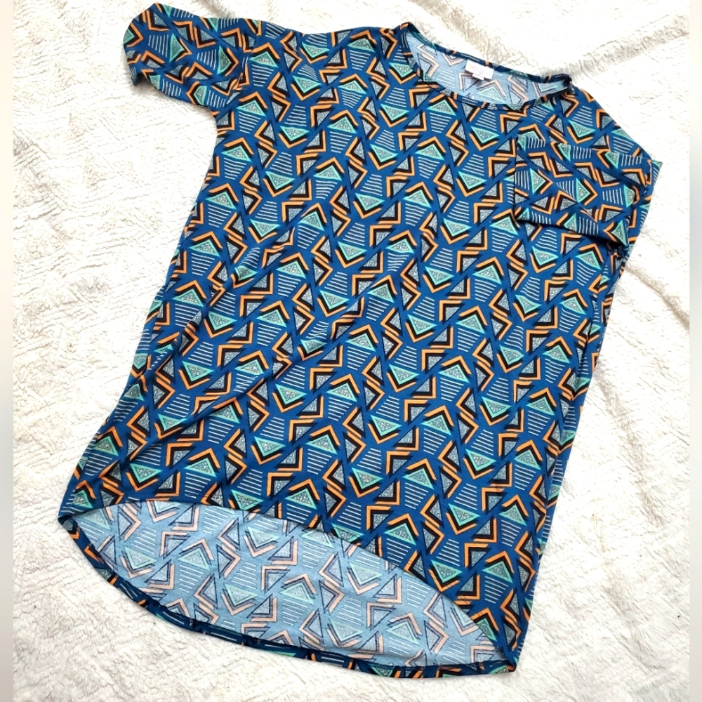 Lularoe Irma Tunic. Blue Geometric Retro Pattern. Size Small